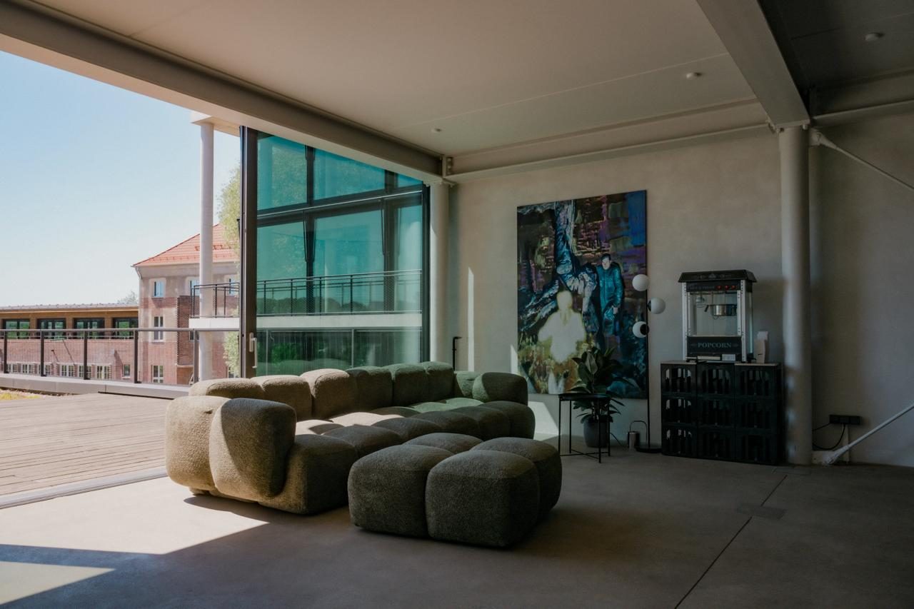 HYVE lounge and co-working space